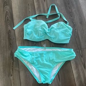 Victoria’s Secret bikini